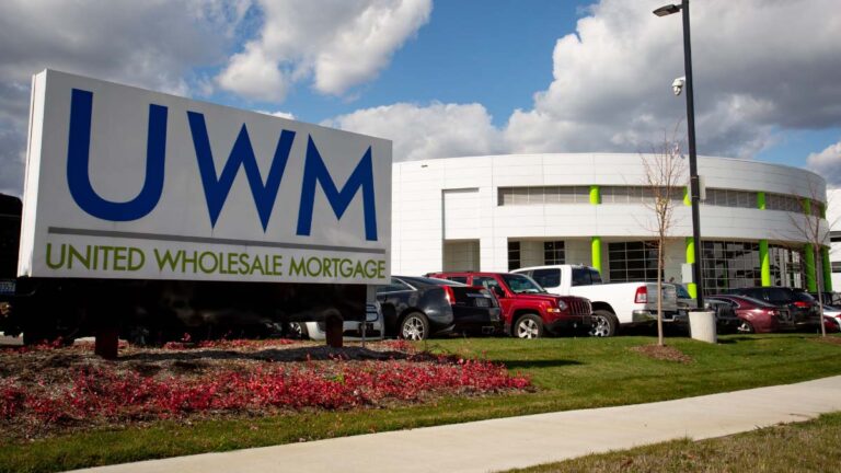 uwm-delivers-reduced-production,-improved-margins-in-2023